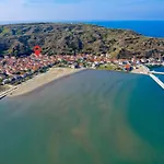 2 Bedroom Gorgeous In Casa vacanze Susak