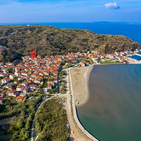 2 Bedroom Gorgeous In * Susak
