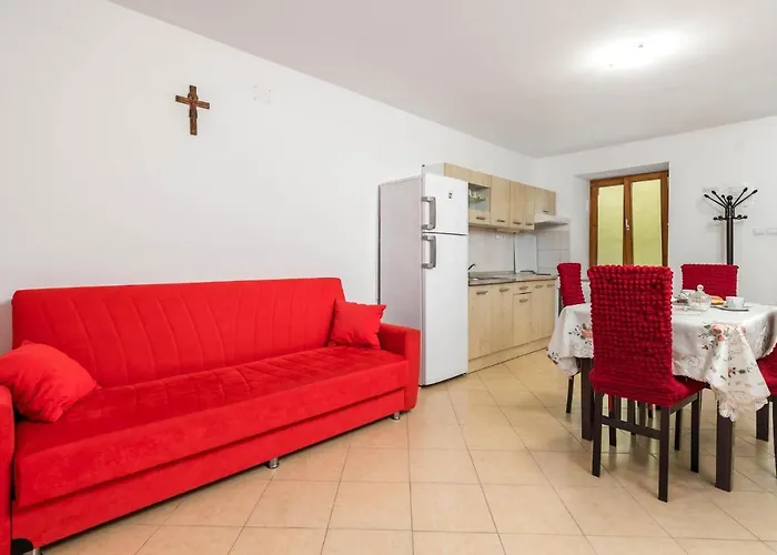 2 Bedroom Gorgeous In Susak