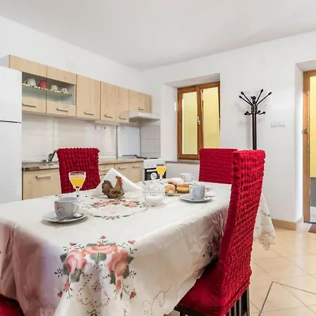 Vikendica Gorgeous Home In Susak With Wifi Susak