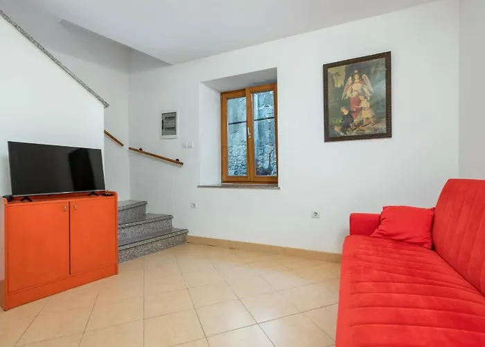 2 Bedroom Gorgeous In